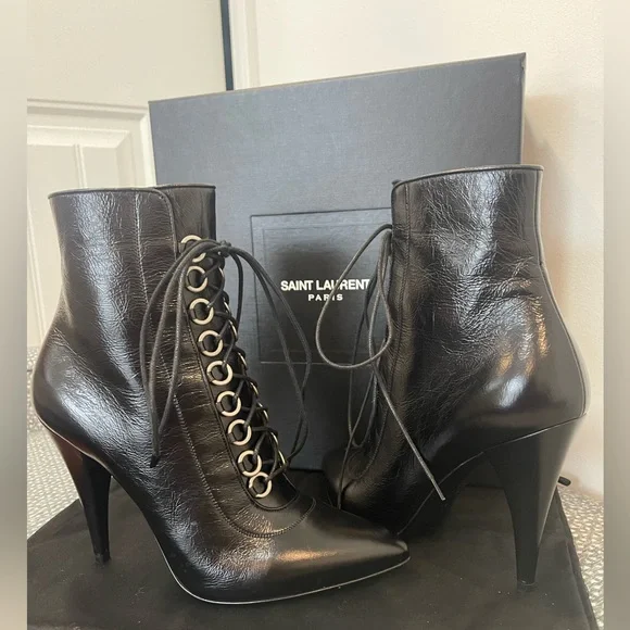 SAINT LAURENT BOOTS - Picture 1 of 15